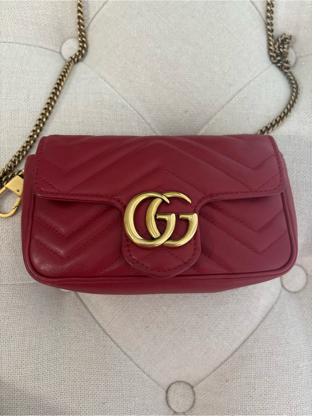 Gucci GG Marmont Super Mini Red Bag - Picture 8 of 14